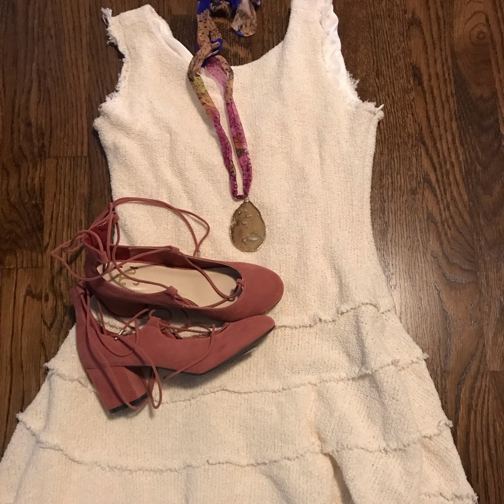 Zara dress size medium but fits like a small.